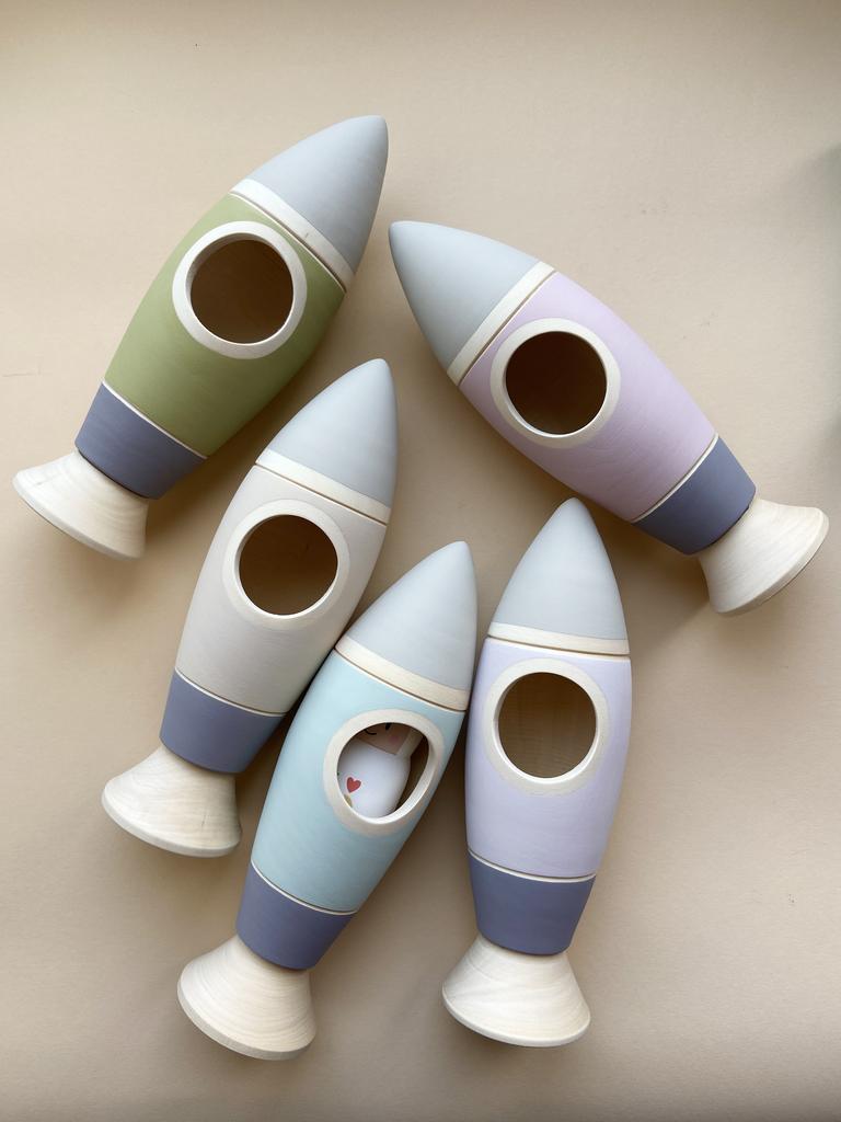 Ракета с космонавтом №3