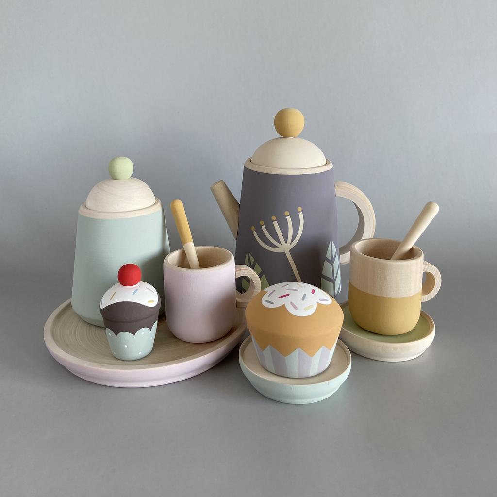 Набор кукольной посуды "HILLTOP"