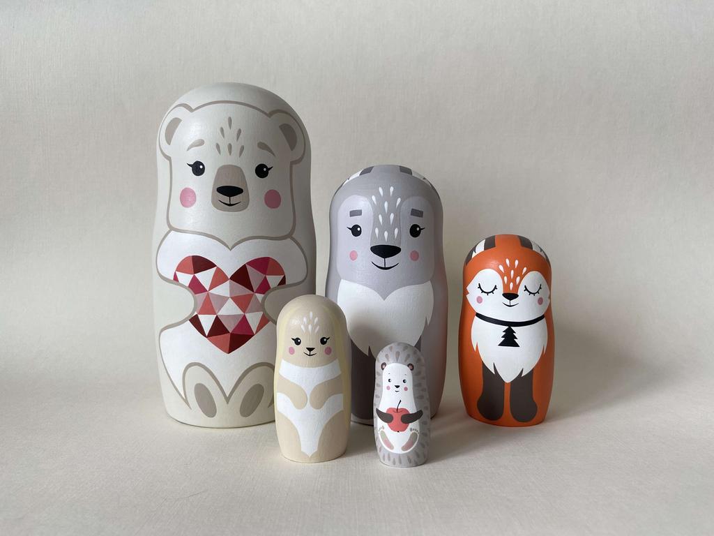 Набор матрешек с белым мишкой