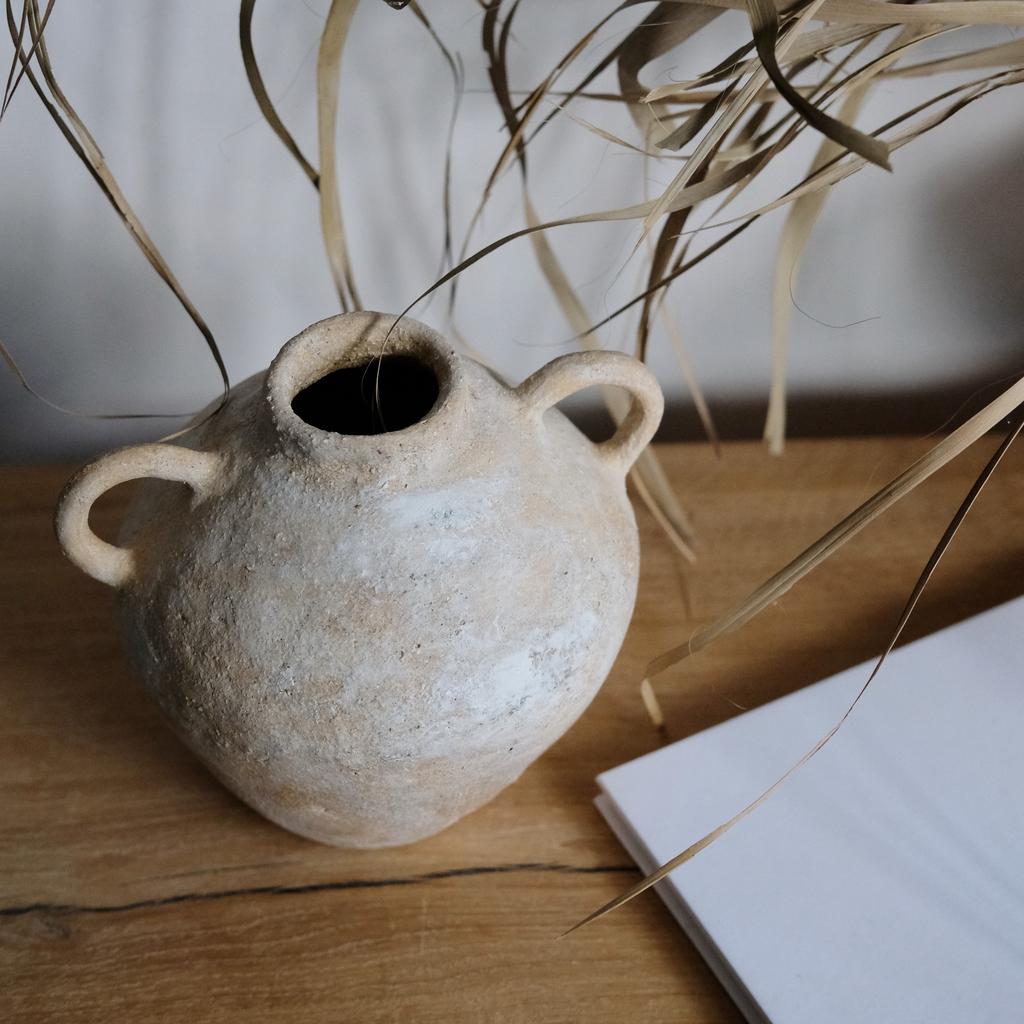 Small vase with handles