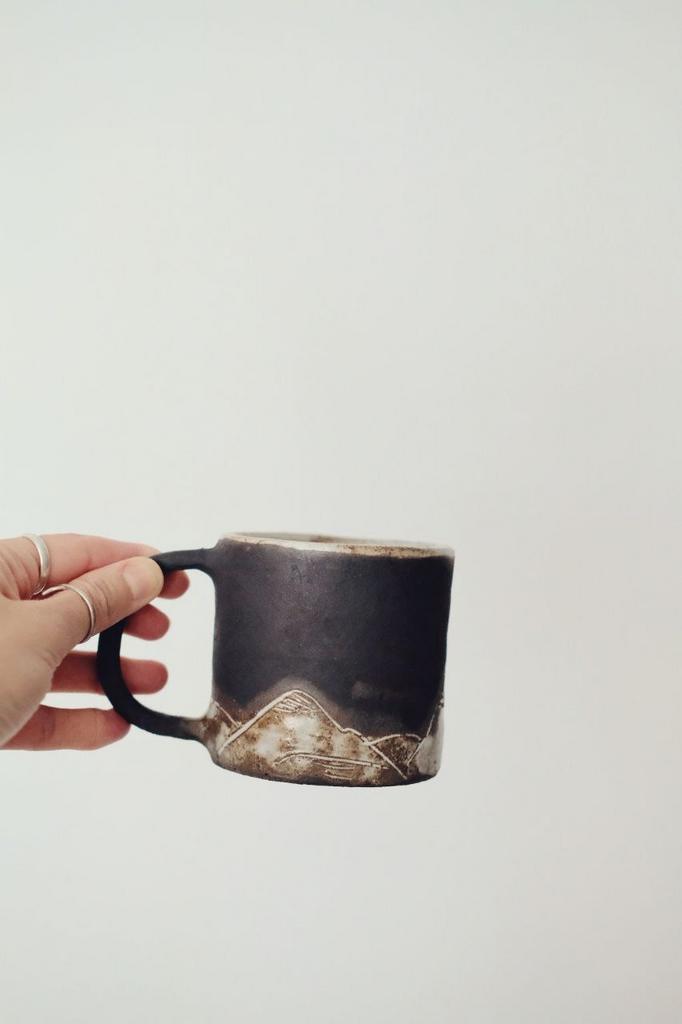 Ceramic mug "Mountains" 280 ml