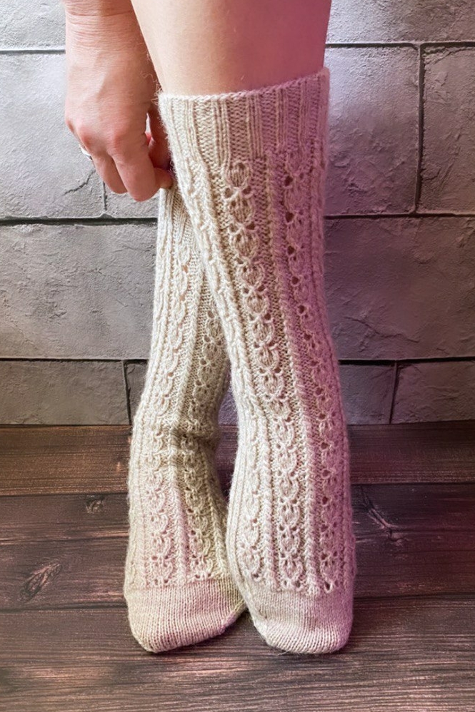 Описание-конструктор на базе одного узора #Butterfly_stockings