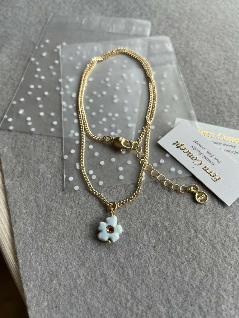 Цепочка с незабудкой