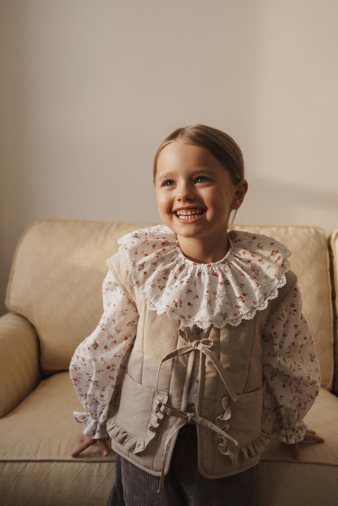 Блузка с воротником арлекин