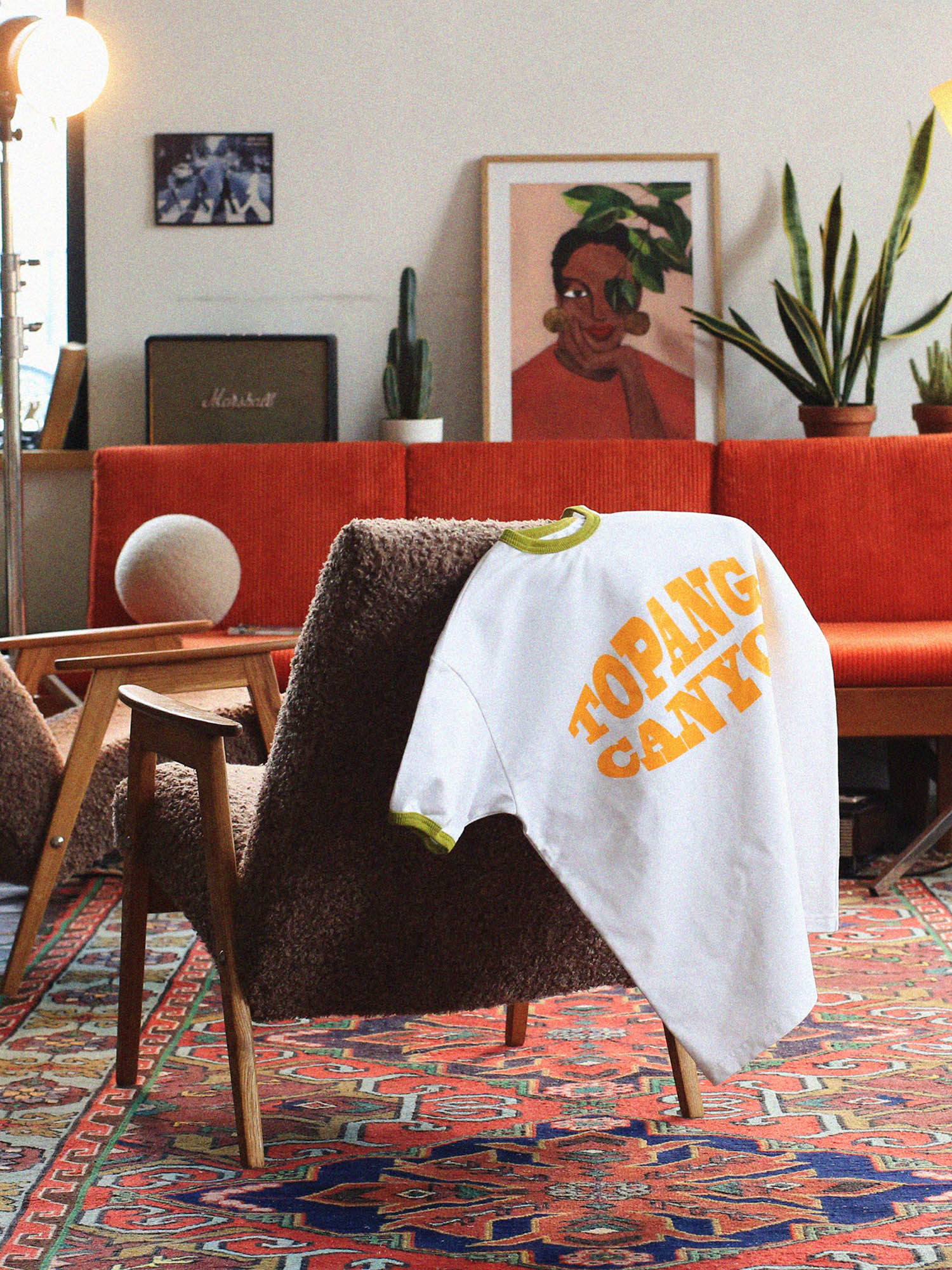 Футболка женская молоко/гуакамоле.