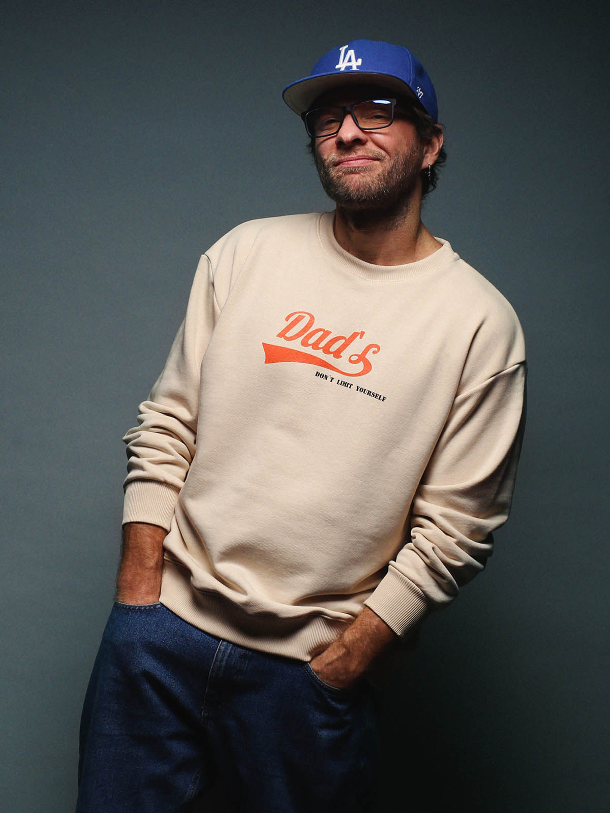 Свитшот бежевый