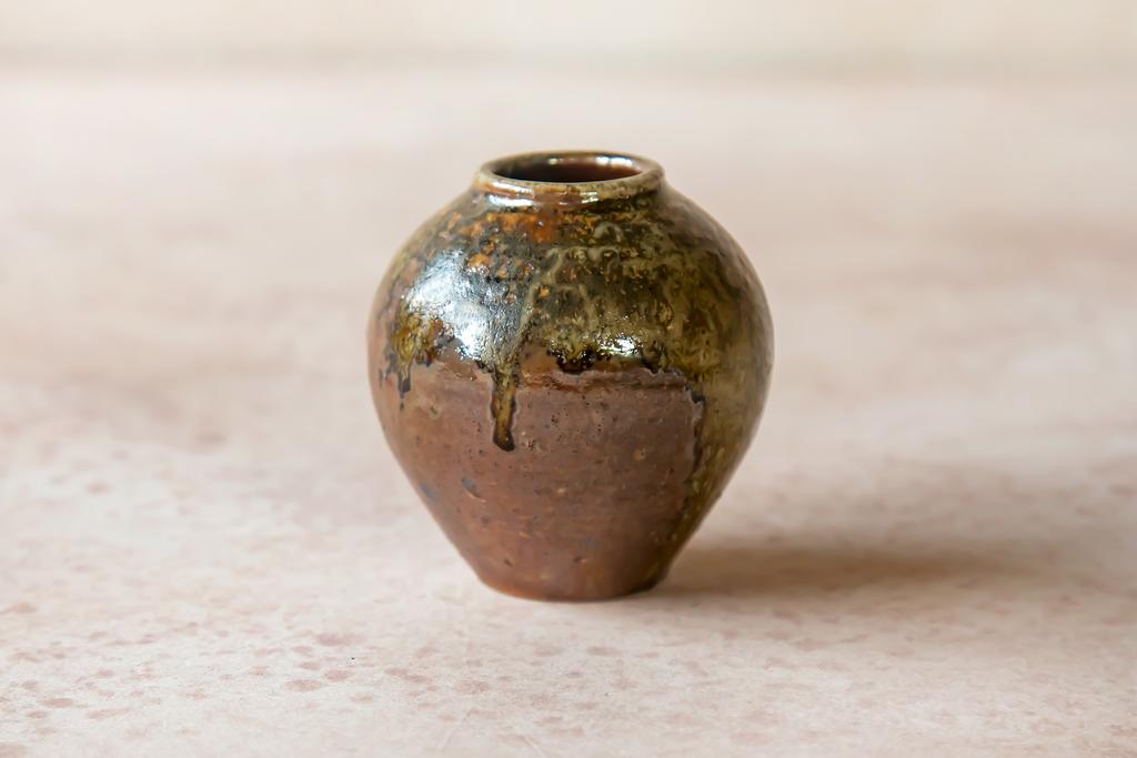 ВАЗА "СДЕРЖАННОСТЬ МУДРОСТИ"