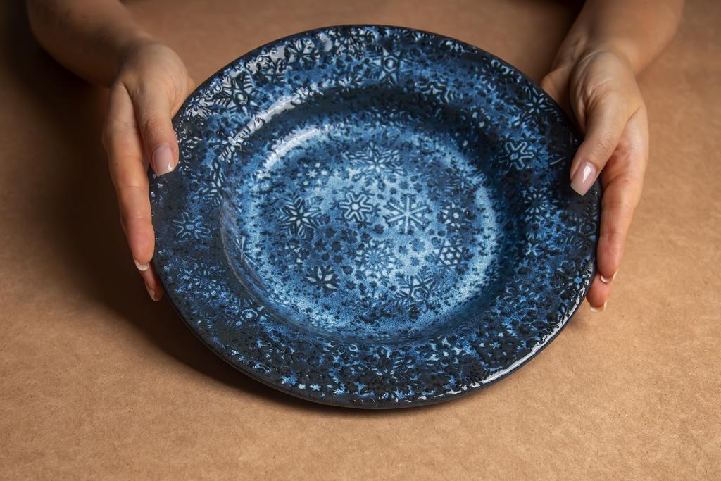 НОВОГОДНЯЯ ТАРЕЛКА БОЛЬШАЯ "МОРОЗНЫЙ ИНЕЙ"