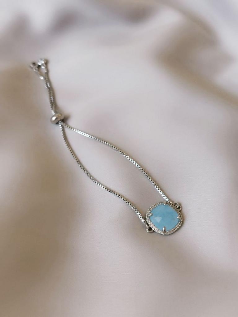 Браслет из голубого кварца