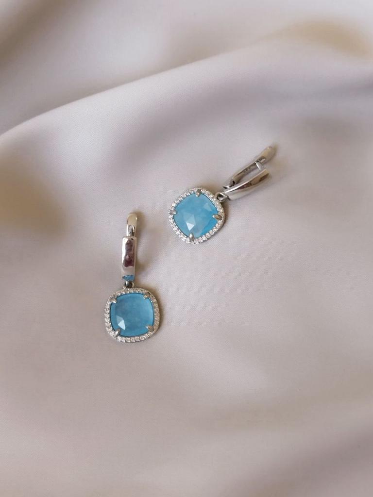 Серьги из нежно-голубого кварца