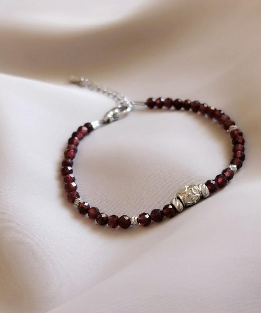 Браслет коллекции Античность из граната