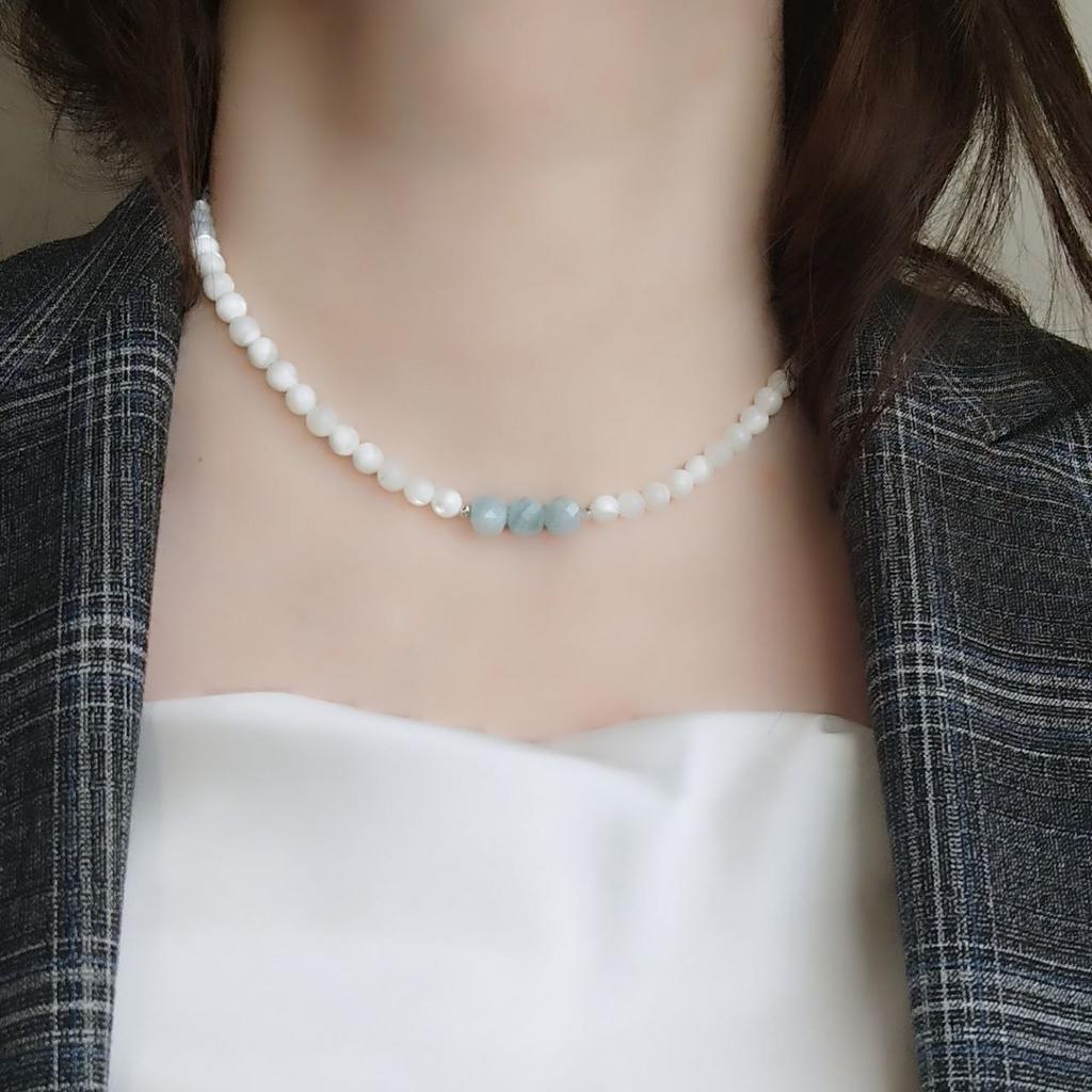 Чокер из перламутра с аквамарином