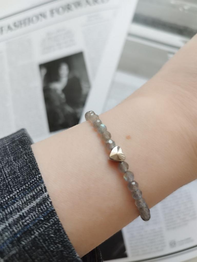 Браслет коллекции Влюбляй из лабрадора