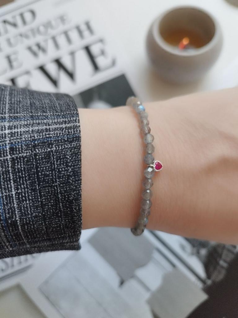 Браслет коллекции Влюбляй из лабрадора