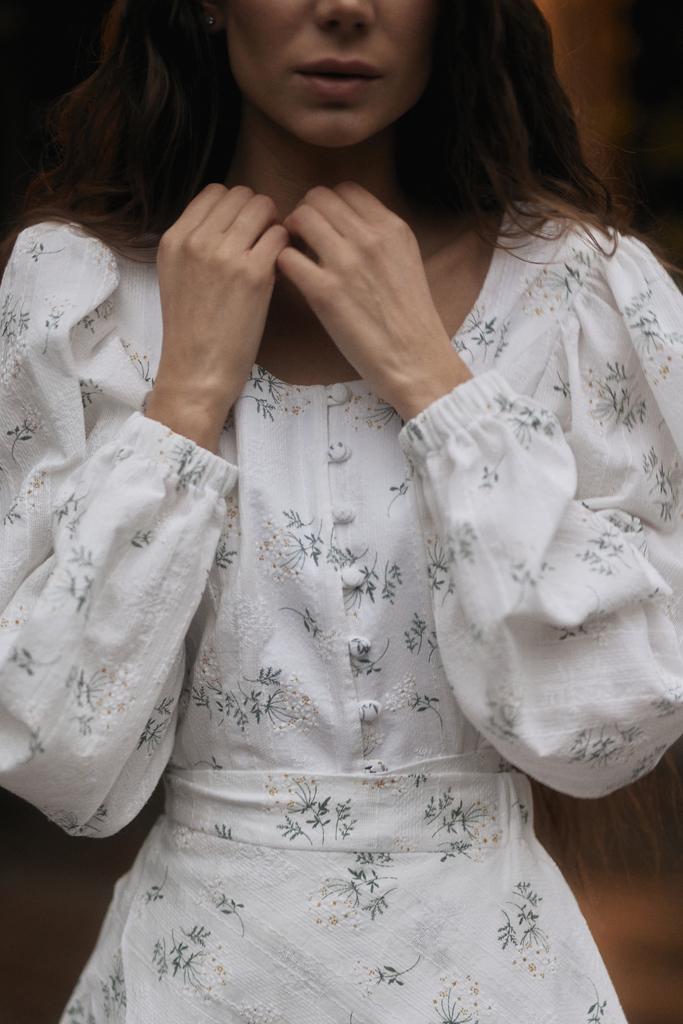 БЛУЗКА С ВЫШИВКОЙ