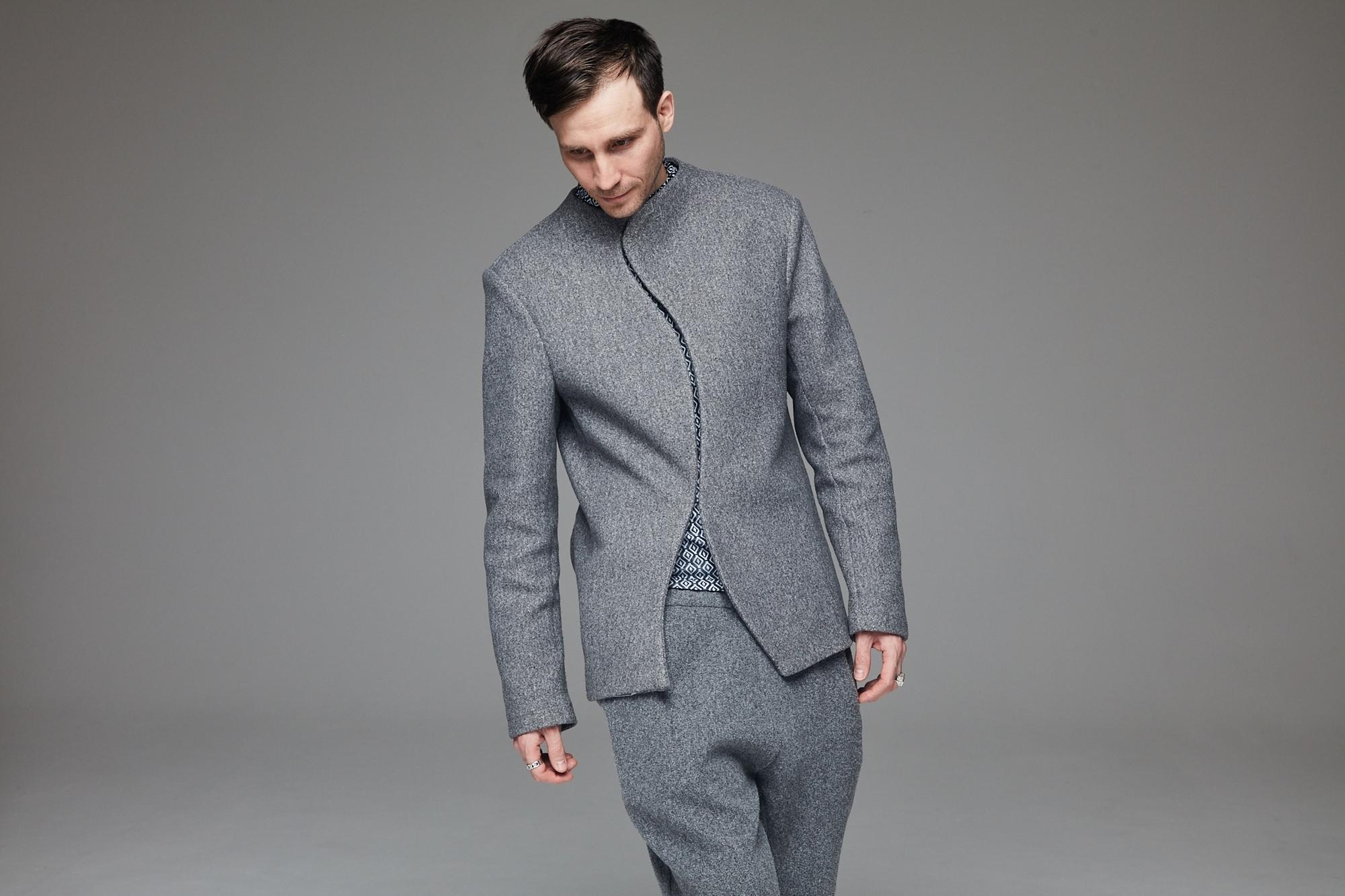 Брючный костюм