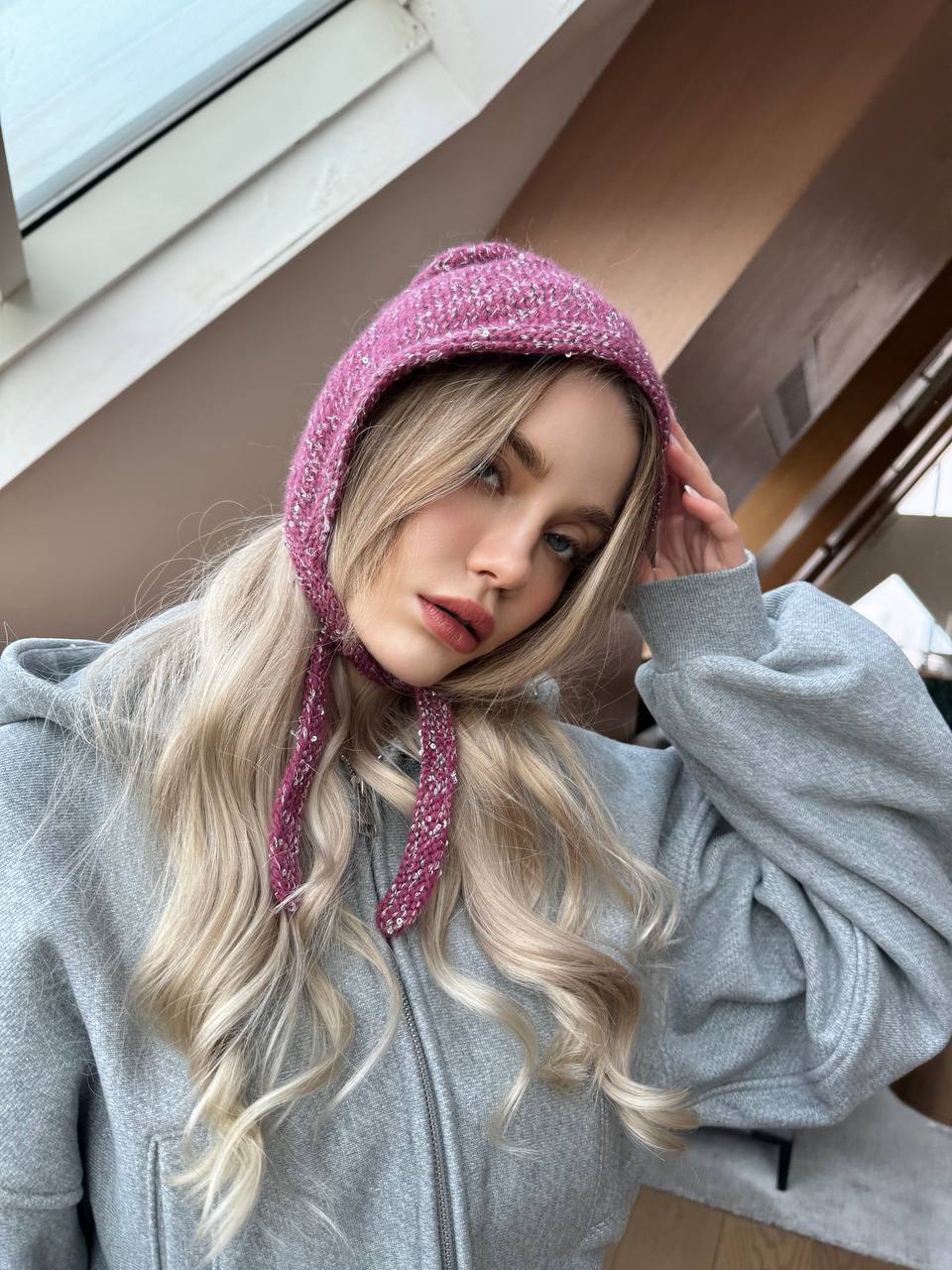 Блестящий чепчик