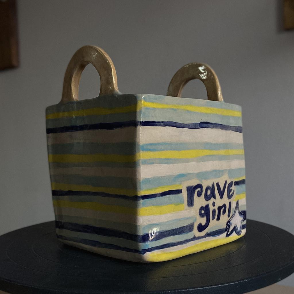 Ваза "RAVE GIRL"