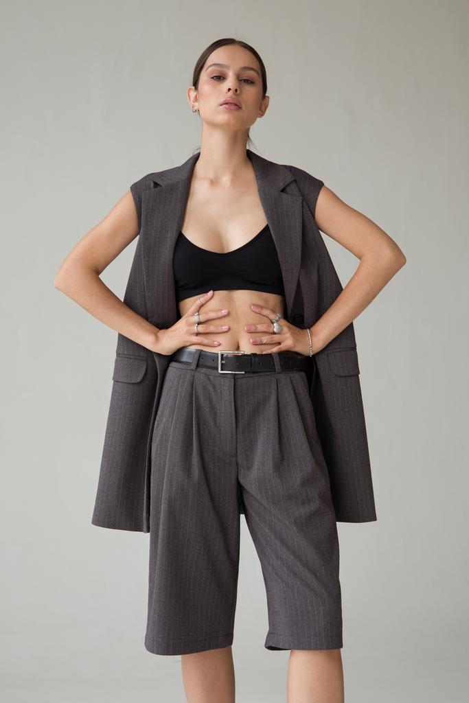 Бермуды SoHo серые в полоску