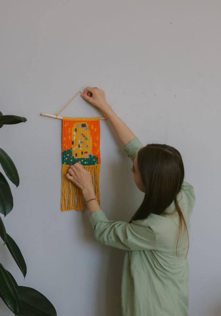 Панно "Поцелуй"