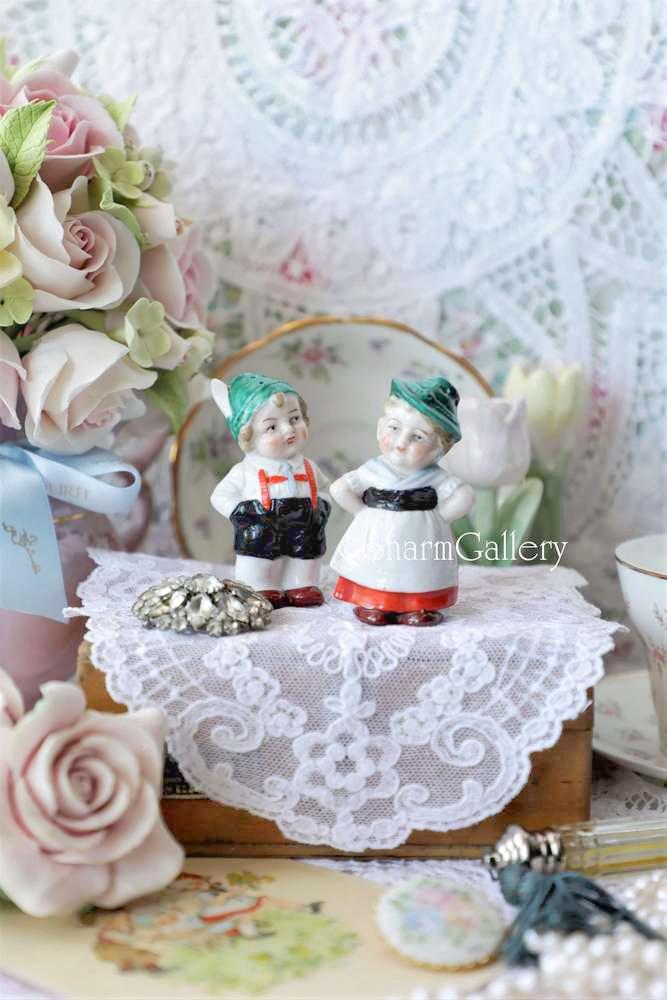 "Бюргеры" набор соль, перец. Фарфор Wagner & Apel Тюрингия, Германия