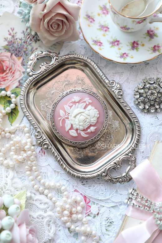 Винтажная пудреница с зеркальцем "Роза" розовая. Серебро 875пр., СССР.