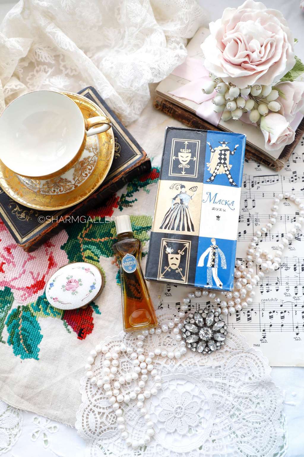 Духи "Маска" в коробке ф-ка Новая Заря СССР.