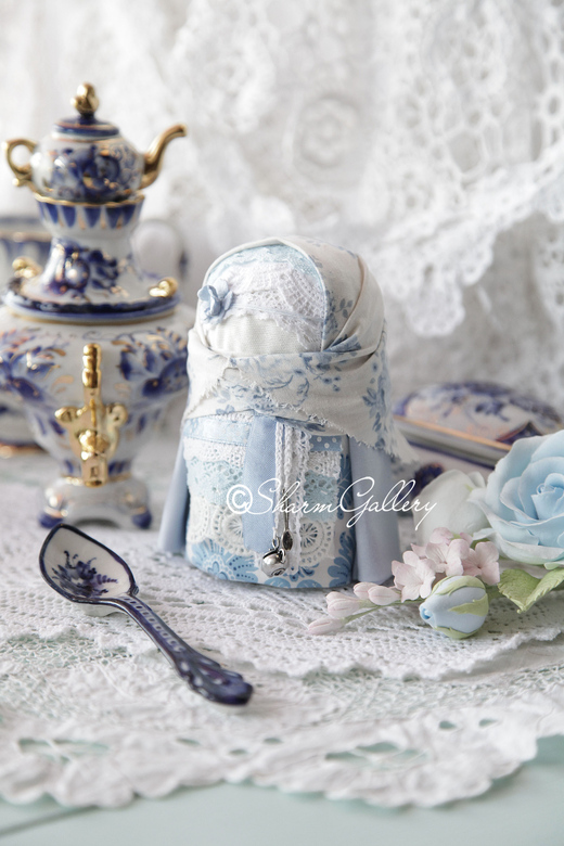 Крупеничка «Гжель» 13,5см. славянская кукла - оберег для дома, ручная работа.