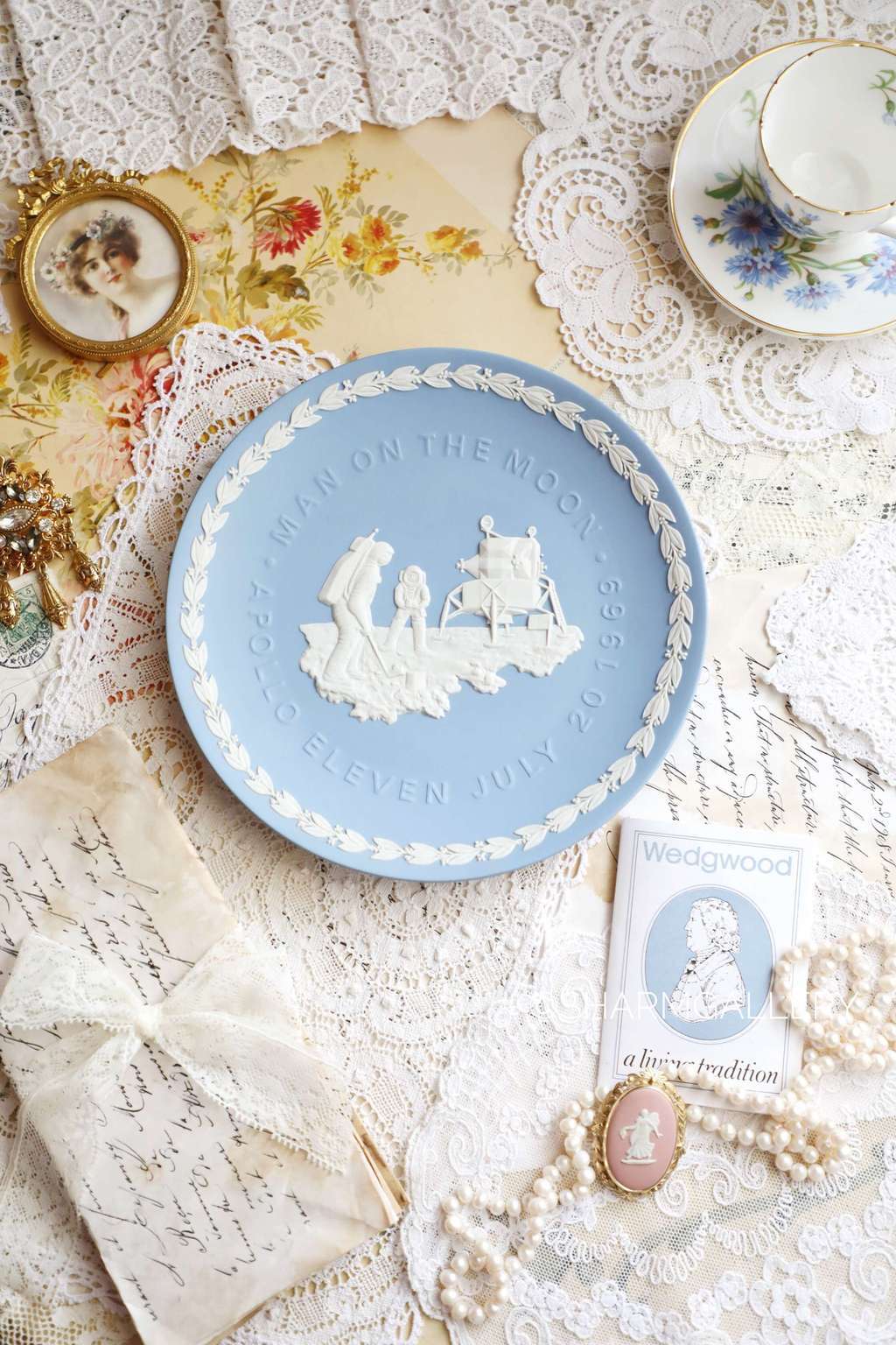 Тарелка Аполлон 1-й человек на Луне 1969г. Фарфор WEDGWOOD, Англия, винтаж.