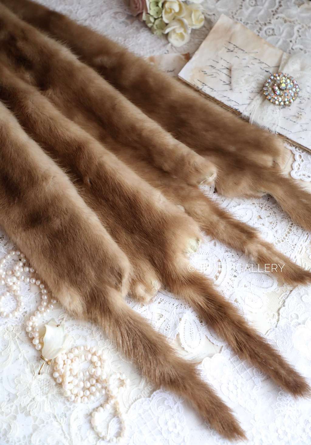 Светлые шкурки норки, чулком винтаж, СССР.