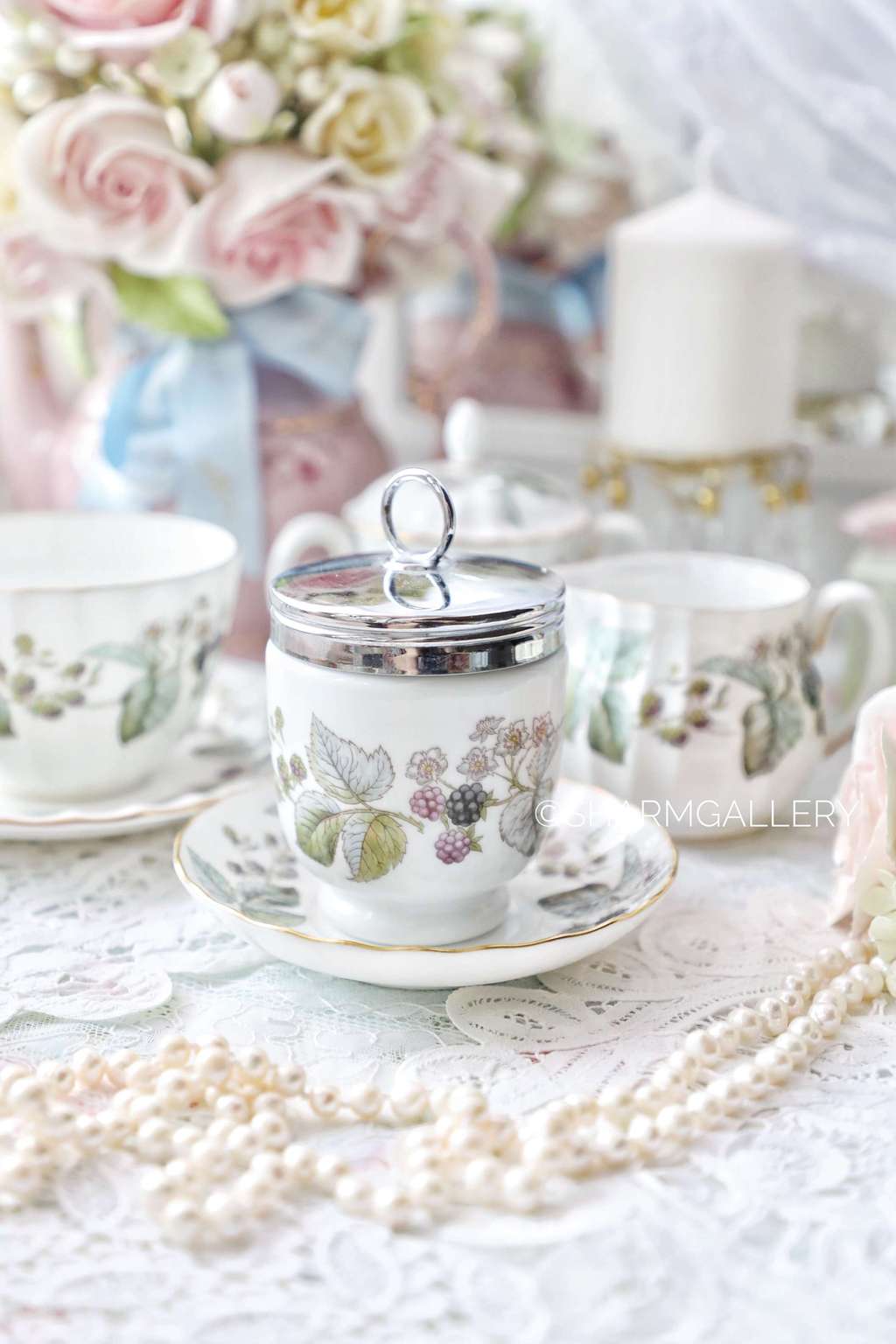 Набор Кодлер и блюдце "Ежевика", Lavinia кинг сайз. Coddler, Royal Worcester, Англия.