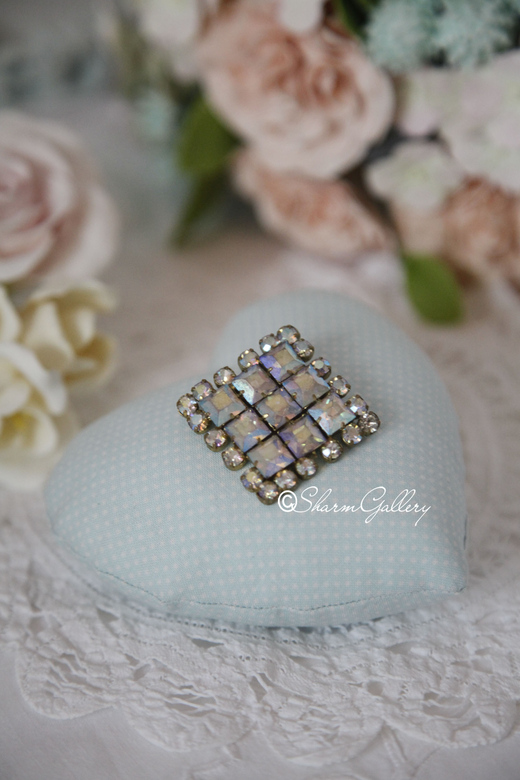 Винтажная, Чешская брошь. №1.