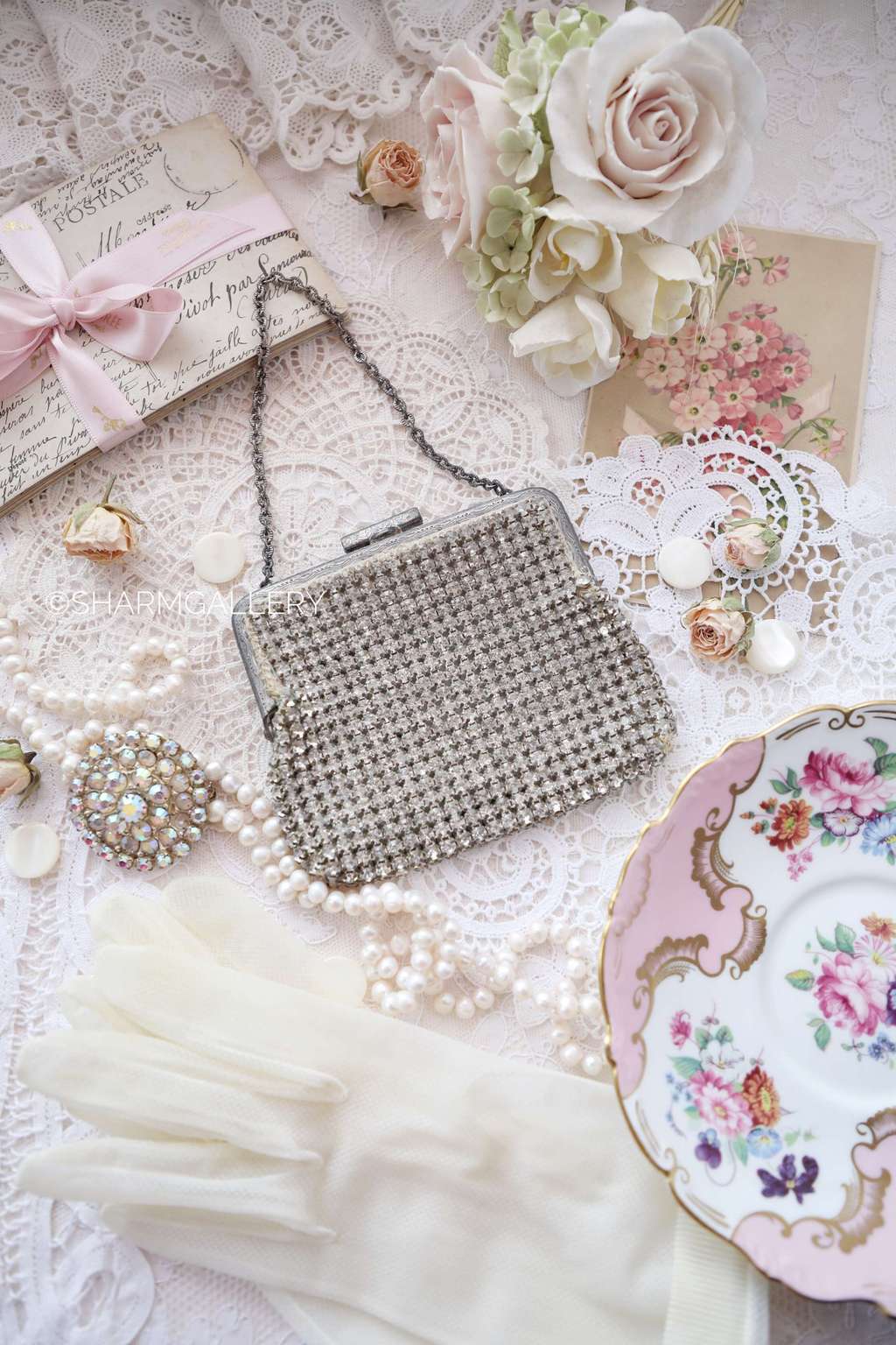 Старинная театральная сумочка, стеклянные стразы, металл. Яблонекс Чехословакия