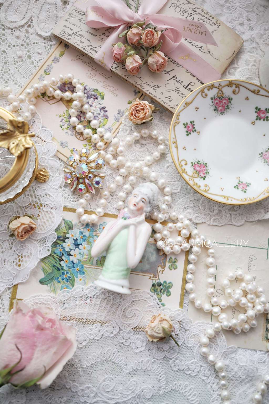 Антикварная Half doll  «Дама с фиалкой» половинка куклы 9см. Фарфор, Германия.