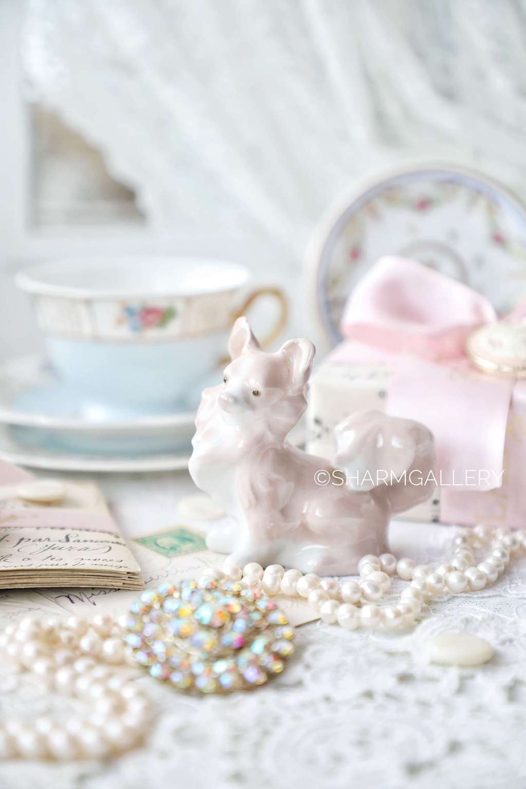 Статуэтка собака Чихуахуа, фарфор Lladro Испания.