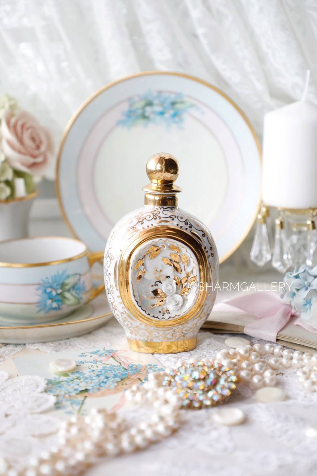 Флакон для духов, бутылочка Кисловодский фарфор, позолота 1980гг.