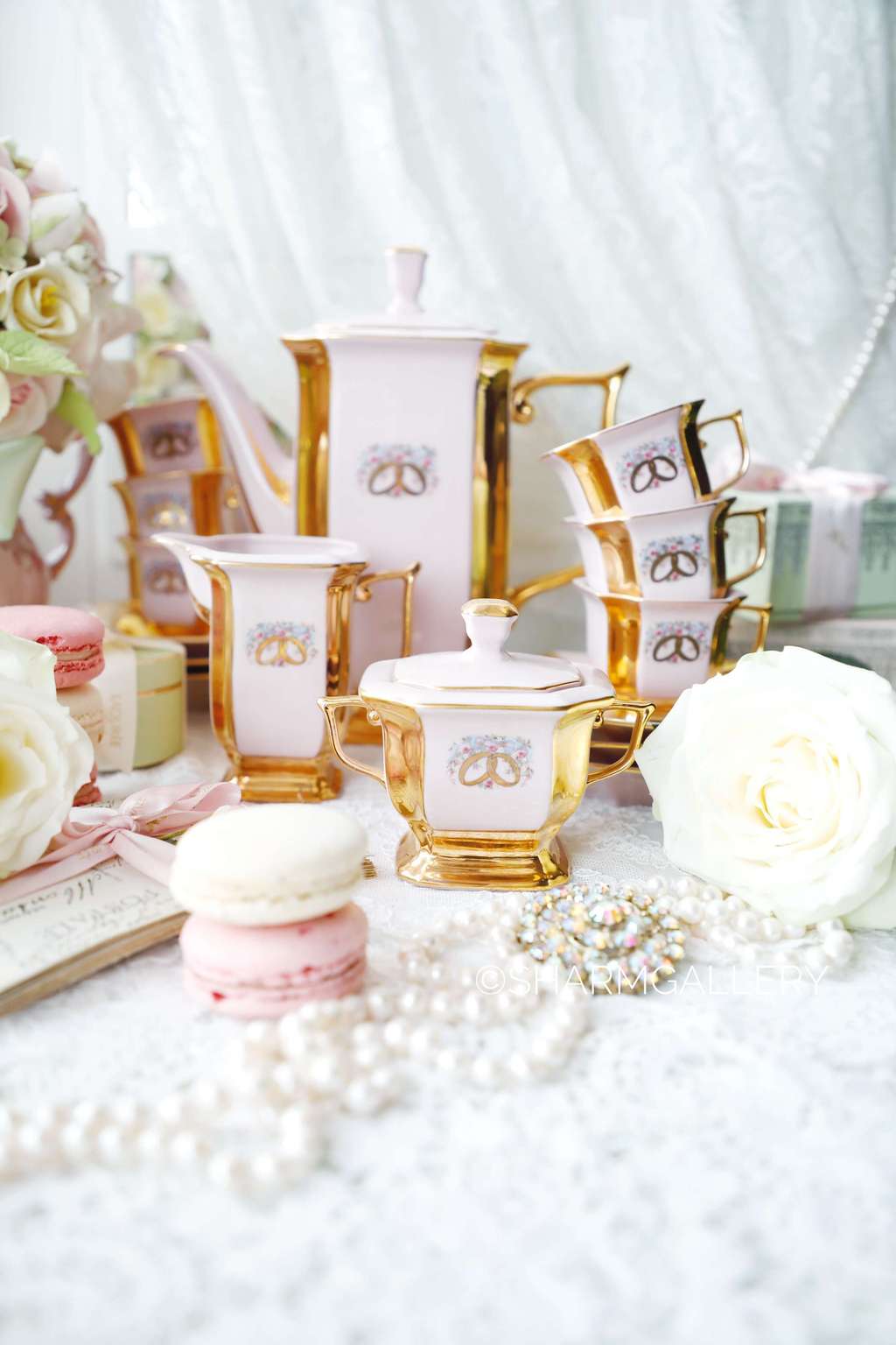 Кофейный сервиз «Свадебный» Арт-деко. Чешский розовый фарфор "Haas & Czjzek" , Чехословакия.