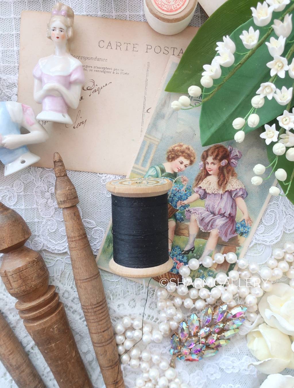 Деревянная большая катушка черных ниток, хлопок Чехословакия.