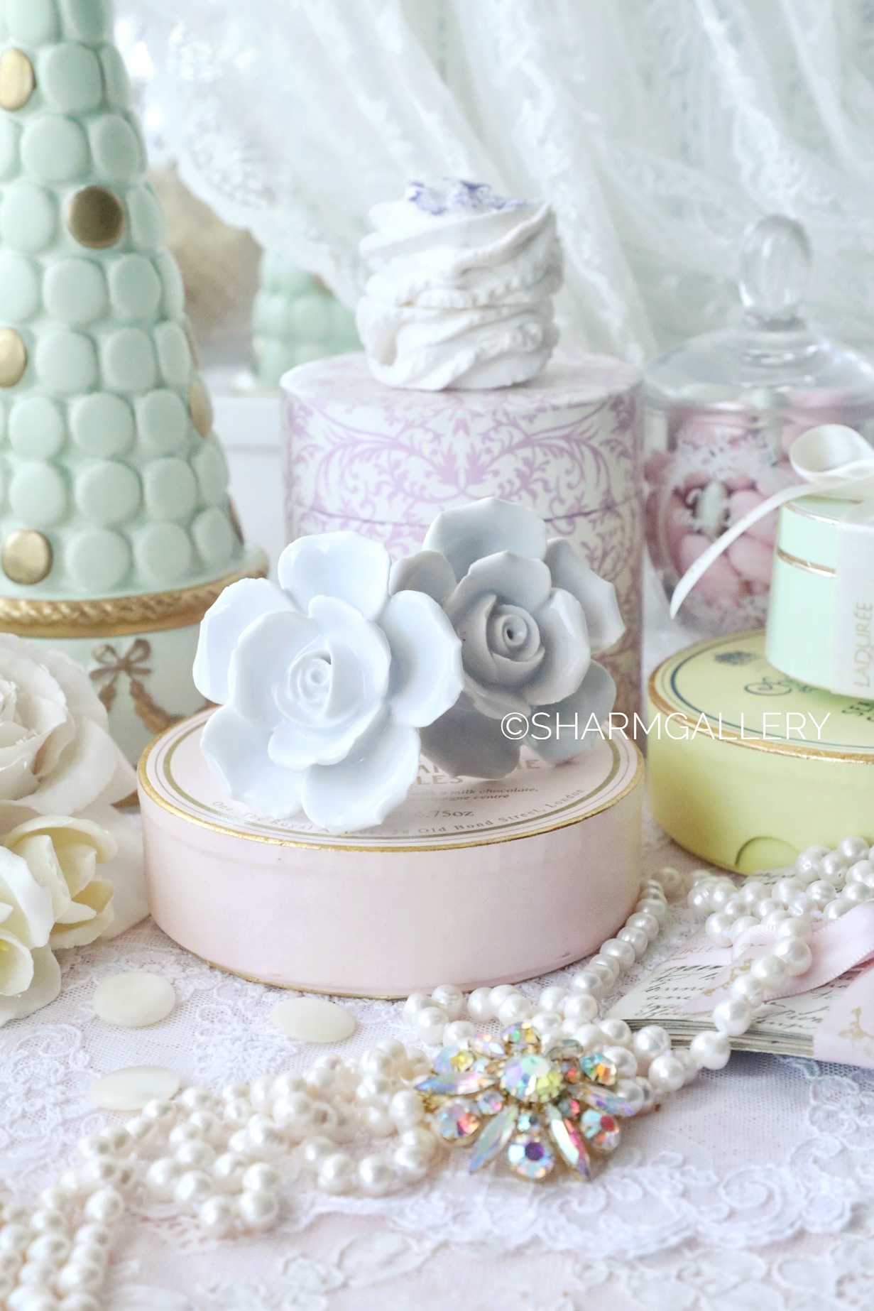 Ручка мебельная «Белые розы» шебби шик, пара, фарфор, Zara Home.