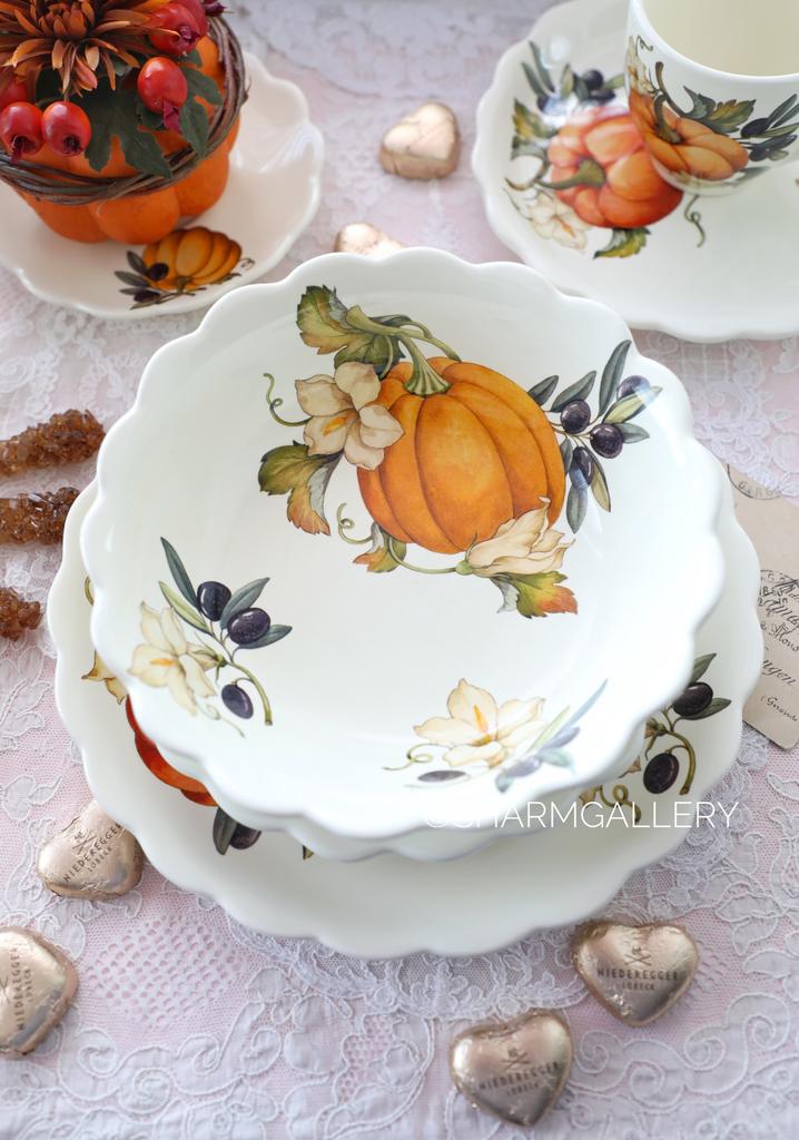 Салатник 20,5см. «Тыква» керамика NUOVA Италия.