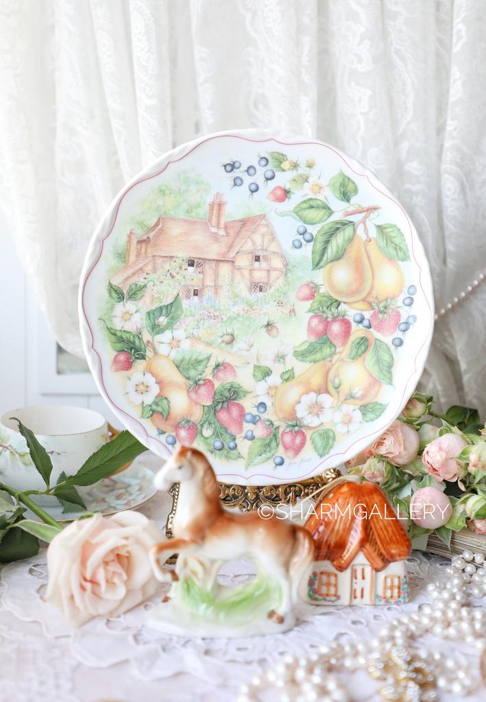 Тарелка «Harvest Festival» фарфор Royal Albert Англия.