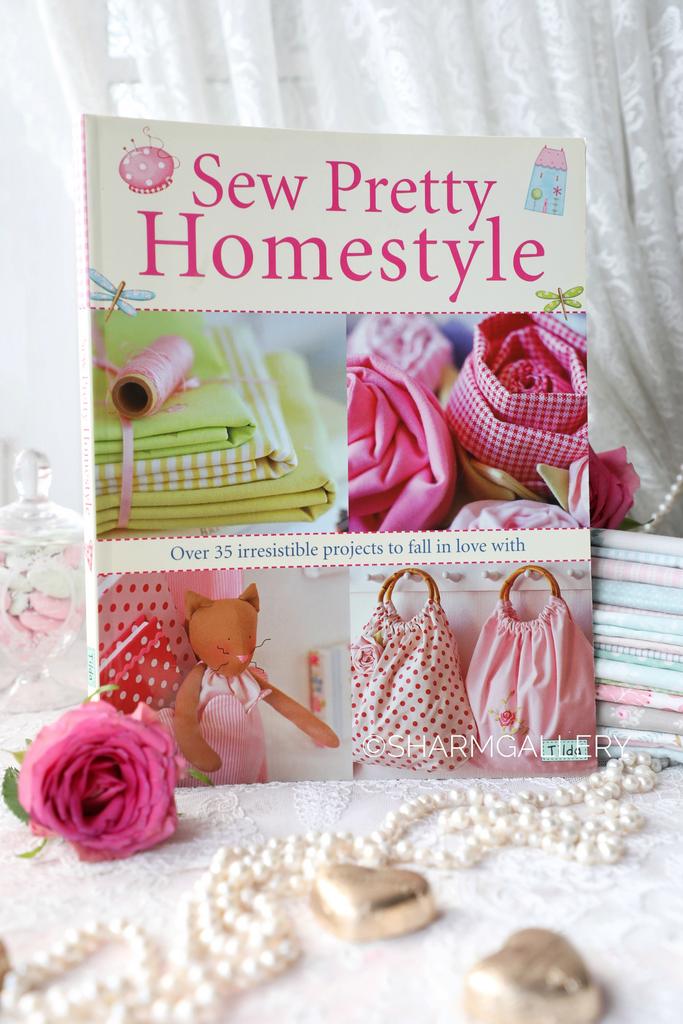 Книга Tilda “Sew Pretty Homestyle” Тоне Финнагер, Англия. 2007г.