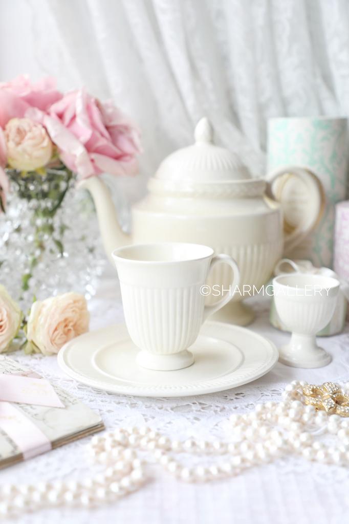 Набор «EDME CREAM» кофейная пара и подставка под яйцо, фаянс WEDGWOOD Англия.