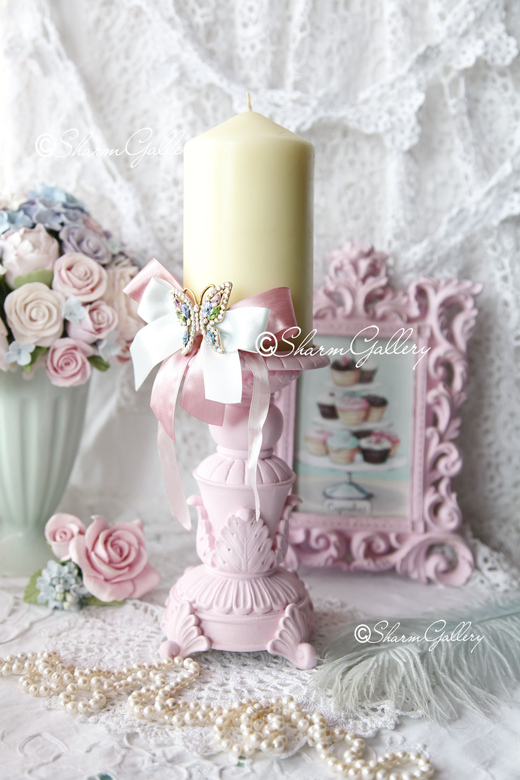 Подсвечник с бабочкой, розовый.