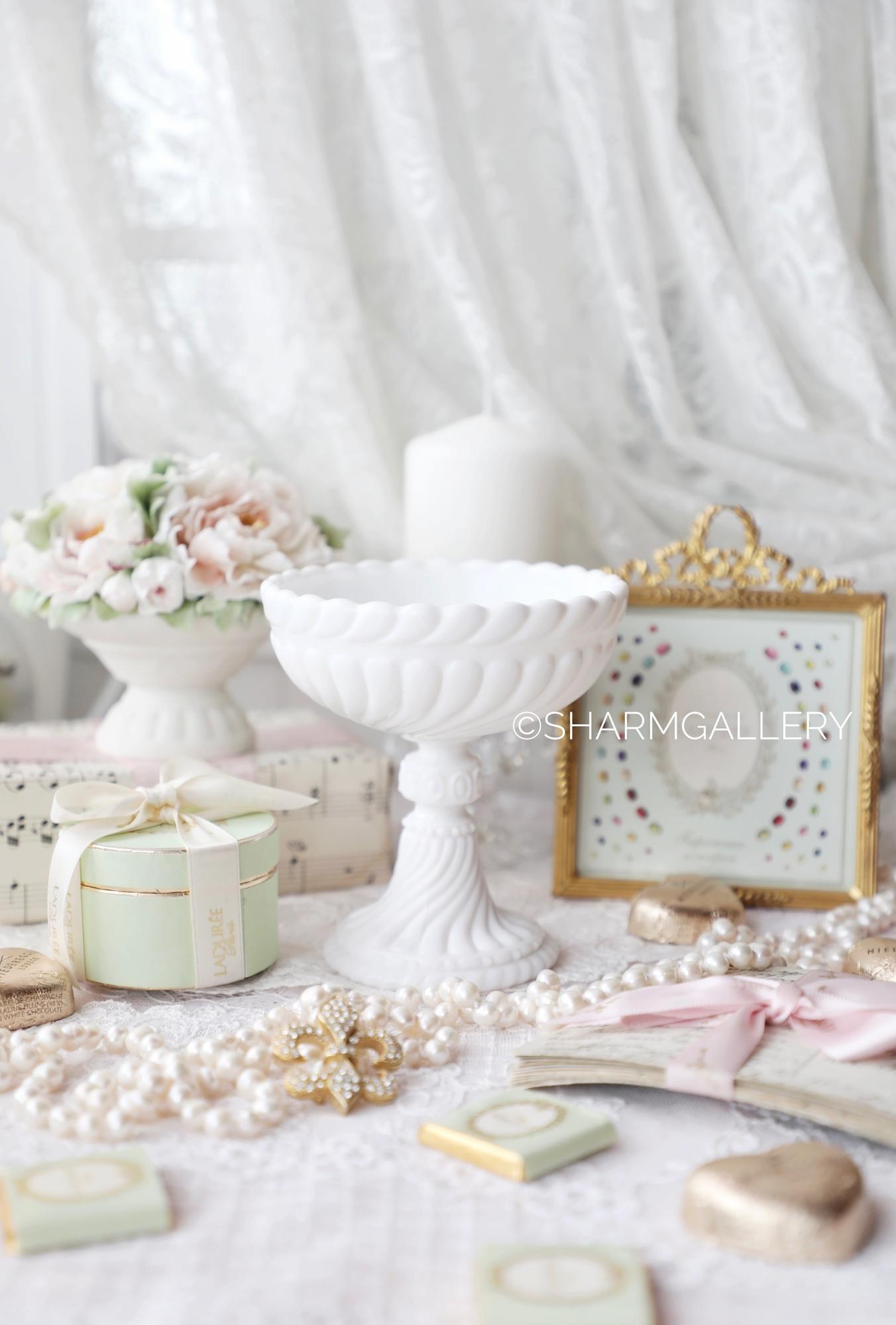 Антикварная Ваза/Креманка белое молочное (опаловое) стекло, Европа.