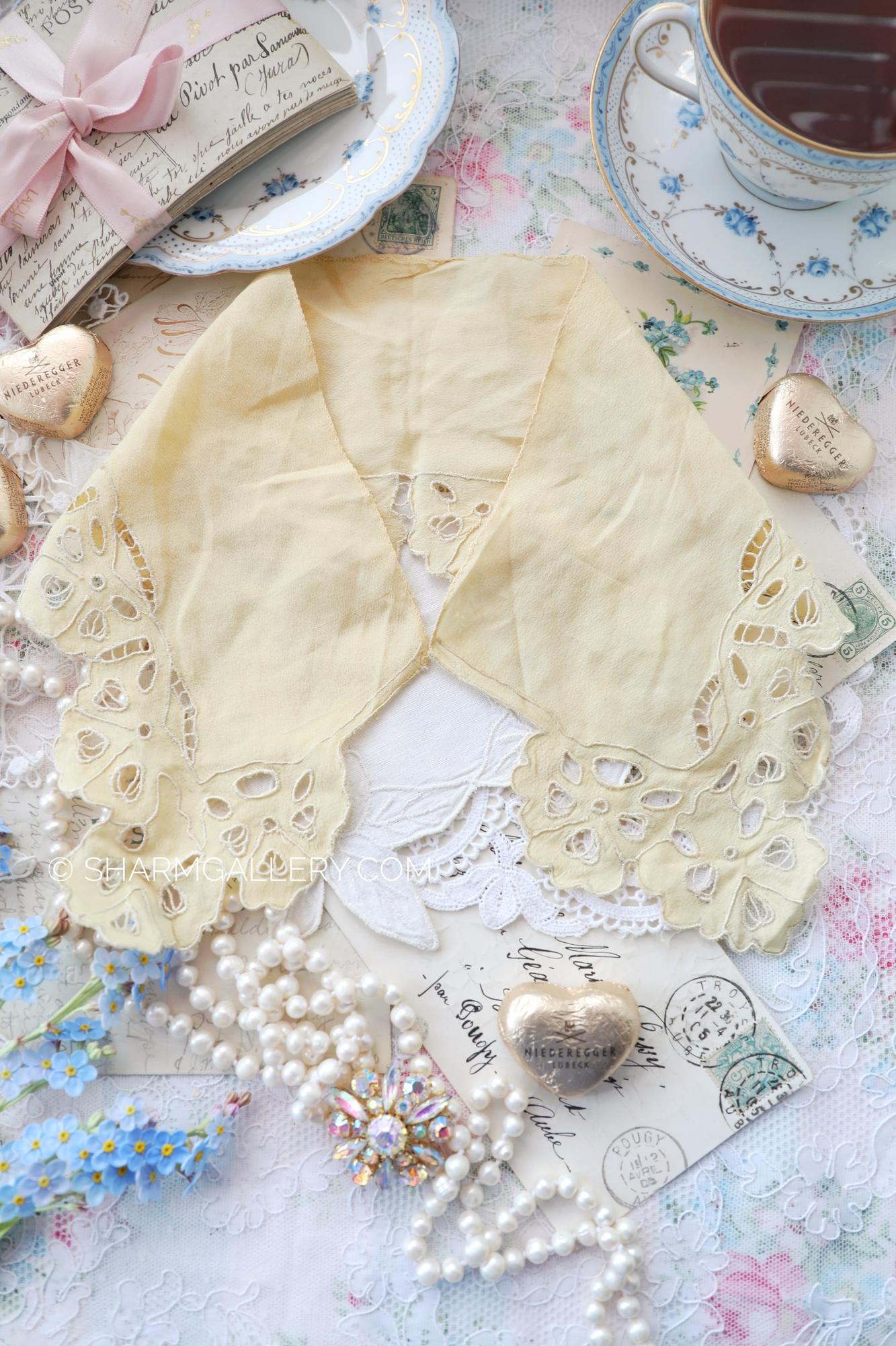 Антикварный воротничок для платья, блузы.