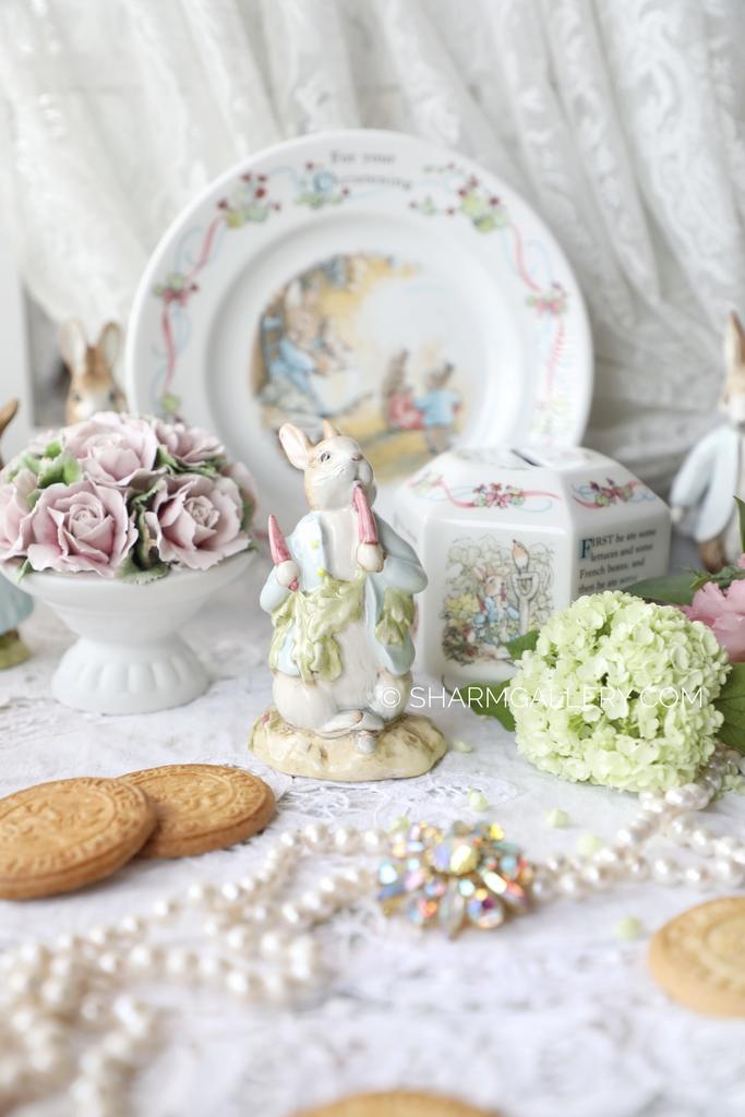 Статуэтка Кролик Питер Peter ate a Radish, Beatrix Potter Royal Albert, Англия.