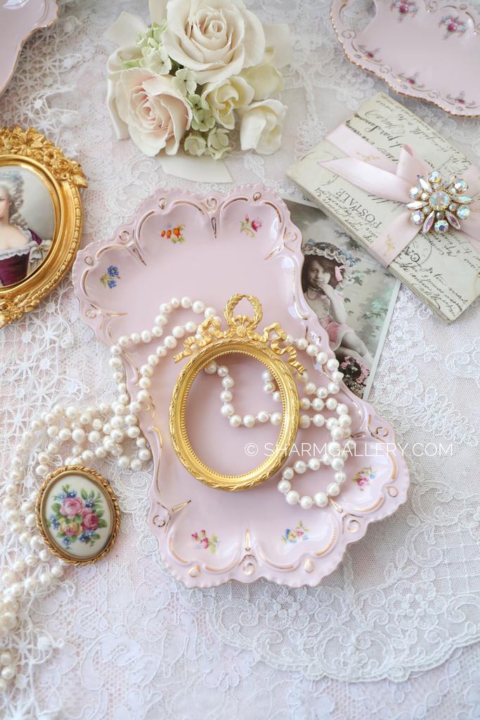 Блюдо прямоугольное "Полевые цветы" розовый фарфор Чехословакия.