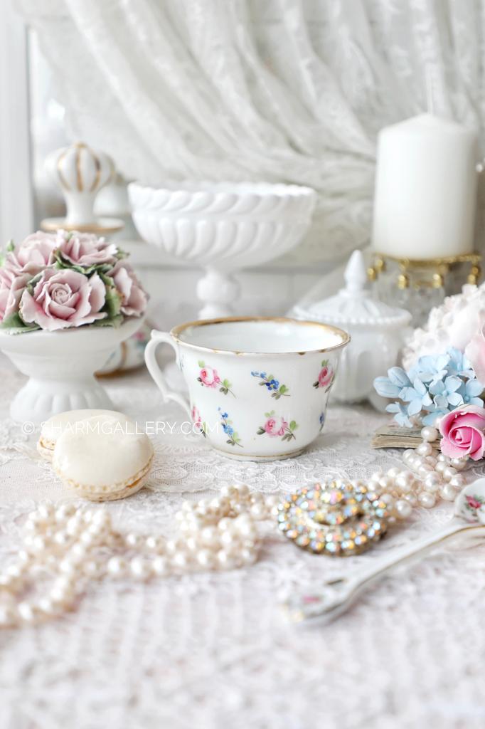 Антикварная фарфоровая чашка «Розы и незабудки» роспись, позолота Царская Россия.