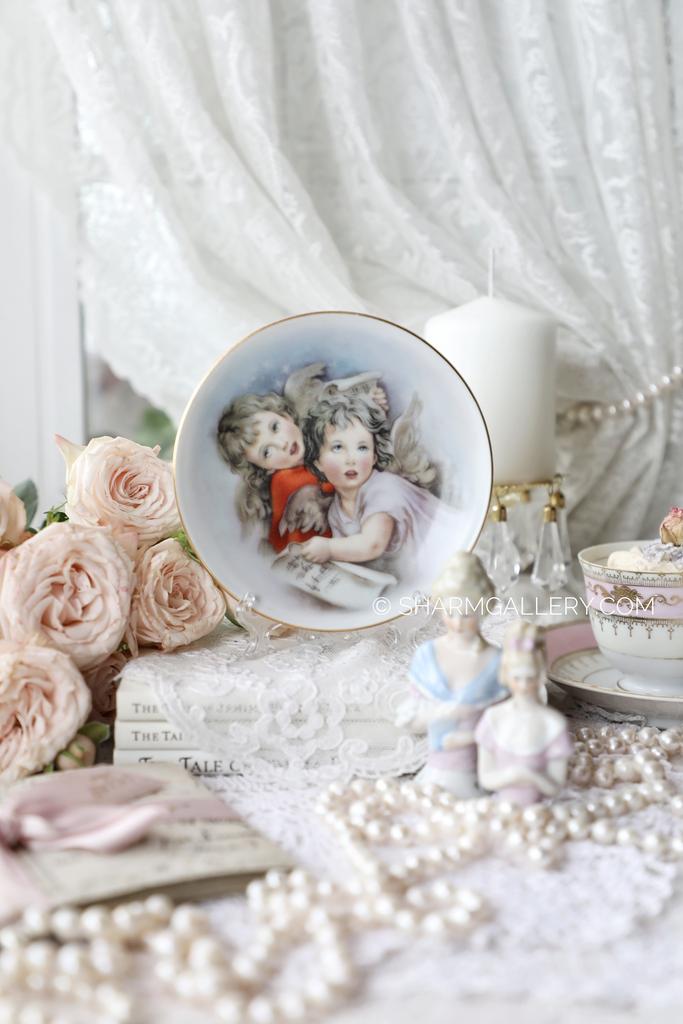 Декоративная фарфоровая тарелочка «Поющие ангелочки» 1990гг.